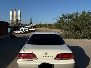 1999 Toyota Cresta V (X100) Рестайлинг, бежевый, 525000 рублей, вид 3