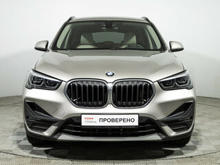 2020 BMW X1 18d xDrive II (F48) Рестайлинг, серебристый, 2999700 рублей, вид 2