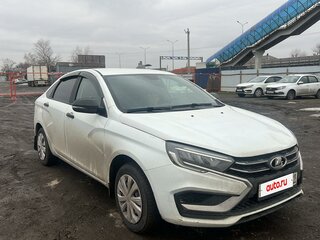 2024 Lada (ВАЗ) Vesta I Рестайлинг (NG), белый, 875000 рублей, вид 1