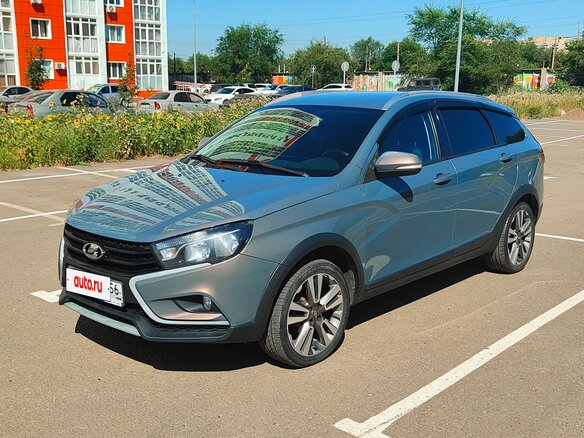 2017 Lada (ВАЗ) Vesta SW Cross I, серый, 747000 рублей