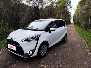 2016 Toyota Sienta II, белый, 1265000 рублей, вид 1