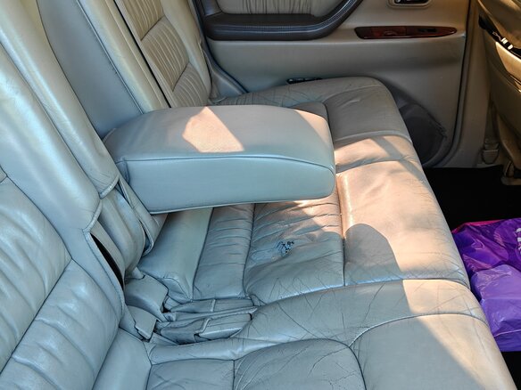 1998 Lexus LX 470 II, серый, 900000 рублей - вид 21