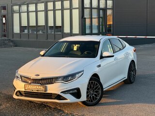 2018 Kia Optima IV Рестайлинг, белый, 2150000 рублей, вид 3