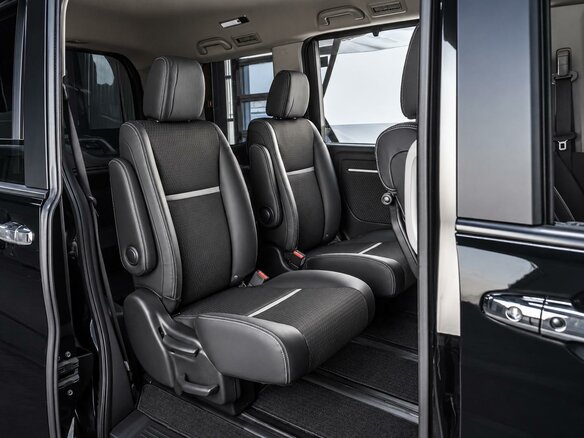 2015 Honda Stepwgn Spada V, чёрный, 1849000 рублей - вид 8