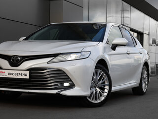 2019 Toyota Camry VIII (XV70), белый, 2649000 рублей, вид 2