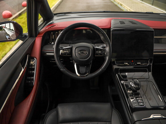 2024 GAC M8, чёрный, 4375789 рублей - вид 11