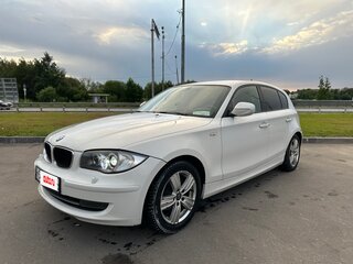 2011 BMW 1 серии 116i I (E81/E82/E87/E88) Рестайлинг, белый, 990000 рублей, вид 1