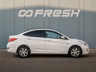 2014 Hyundai Solaris I, белый, 880000 рублей, вид 5