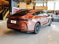 2026 Lexus ES 300h VIII, оранжевый, 6114564 рублей - вид 2