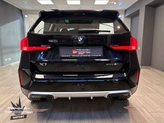 2026 BMW X1 Long 25Li xDrive III (U11/U12), чёрный, 5332000 рублей, вид 5