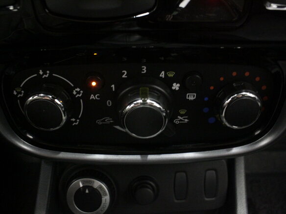 2013 Renault Duster I, красный, 1050000 рублей - вид 14