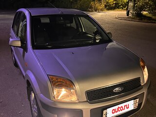 2008 Ford Fusion I Рестайлинг, серебристый, 860000 рублей, вид 4