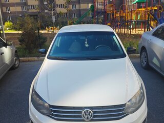 2019 Volkswagen Polo V Рестайлинг, белый, 980000 рублей, вид 2