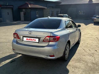 2011 Toyota Corolla X (E140, E150) Рестайлинг, серебристый, 854000 рублей, вид 4