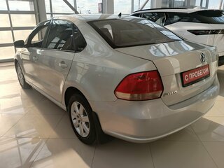 2012 Volkswagen Polo V, серебристый, 499000 рублей, вид 4