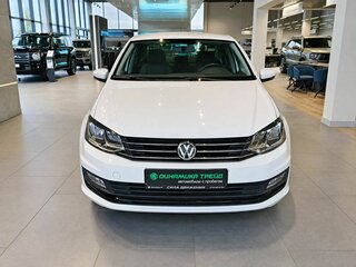 2018 Volkswagen Polo V Рестайлинг, белый, 999000 рублей, вид 2