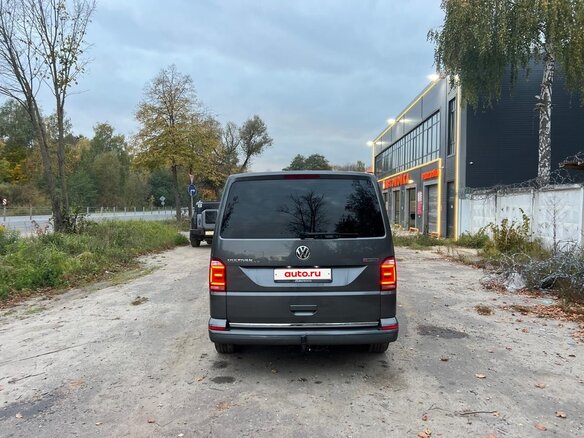 2018 Volkswagen Multivan T6, серый, 4500000 рублей - вид 2