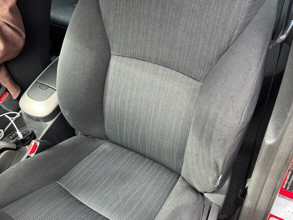 2009 Toyota Auris I, красный, 580000 рублей - вид 9