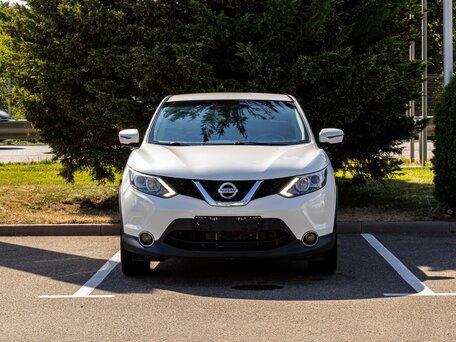 2018 Nissan Qashqai II, белый, 1485000 рублей, вид 2
