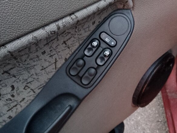 2007 Lada (ВАЗ) Kalina I, красный, 115000 рублей - вид 13