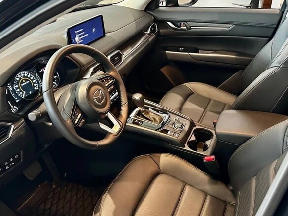 2025 Mazda CX-5 II Рестайлинг, чёрный, 3910000 рублей - вид 7