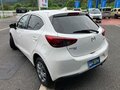 2022 Mazda 2 III (DJ) Рестайлинг, белый, 890700 рублей - вид 5