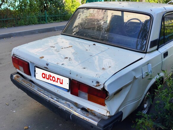 2010 Lada (ВАЗ) 2105, синий, 100000 рублей - вид 9
