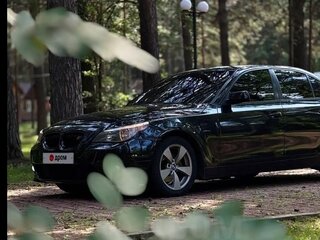2003 BMW 5 серии 525i V (E60/E61), чёрный, 900000 рублей, вид 5