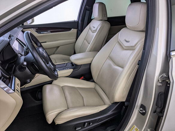 2016 Cadillac XT5 I, бежевый, 2399000 рублей - вид 19