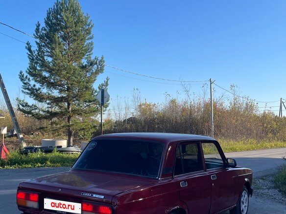 2002 Lada (ВАЗ) 2107, красный, 65000 рублей - вид 4
