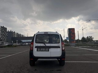 2026 Lada (ВАЗ) Largus Cross I Рестайлинг, белый, 1947000 рублей, вид 3