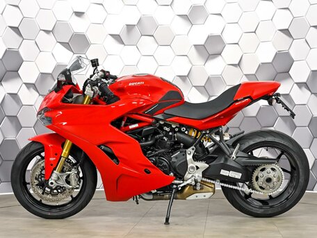 2018 Ducati Supersport, красный, 869000 рублей, вид 4