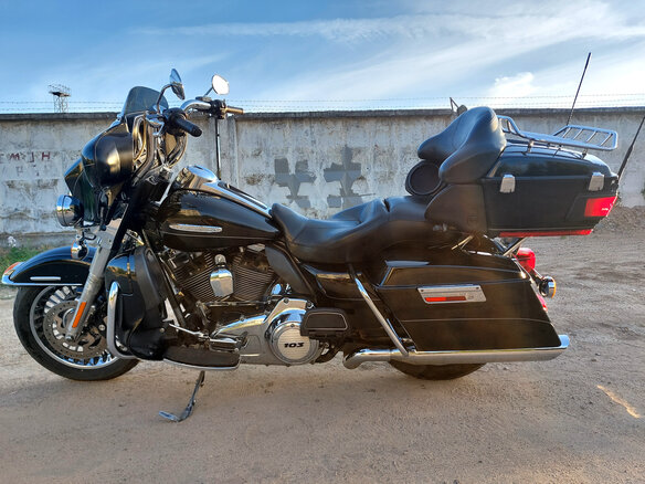 2012 Harley-Davidson Electra Glide, чёрный, 1150000 рублей - вид 3