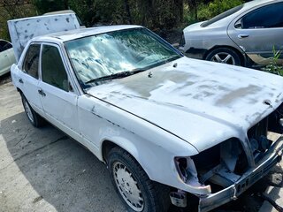 1986 Mercedes-Benz W124 250, коричневый, 350000 рублей, вид 2