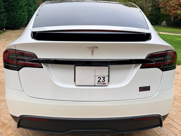 2022 Tesla Model X Plaid I Рестайлинг, белый, 11000000 рублей - вид 4