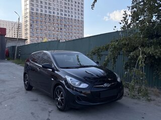 2011 Hyundai Solaris I, чёрный, 620000 рублей, вид 1