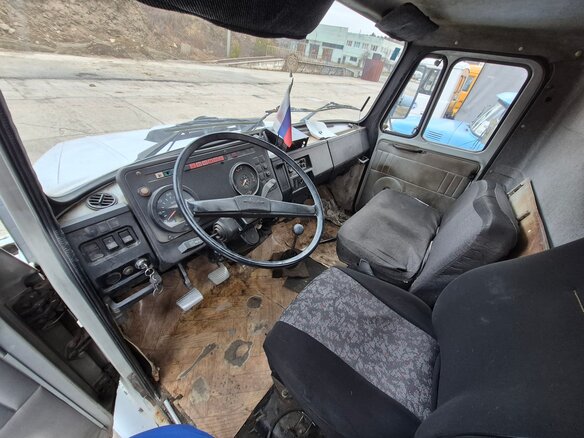 2001 ЗИЛ 4333, серый, 250000 рублей - вид 6