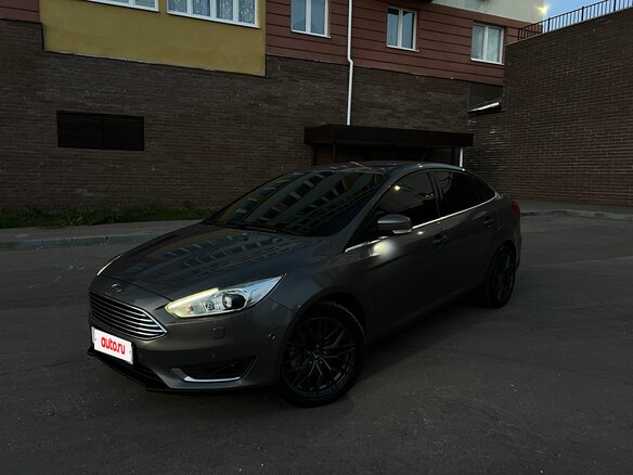 2017 Ford Focus III Рестайлинг, серый, 1200000 рублей - вид 15