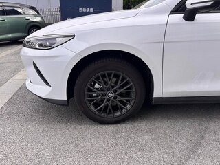 2025 BYD Qin Plus EV 510 I Рестайлинг, белый, 2166666 рублей, вид 2