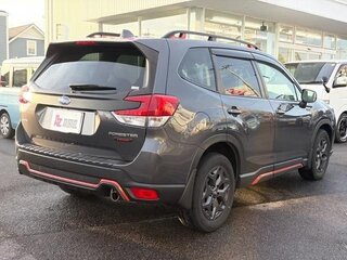 2022 Subaru Forester V Рестайлинг, серебристый, 2400000 рублей, вид 5