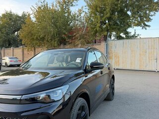 2026 Volkswagen Tiguan L Pro III (China Market), чёрный, 4800000 рублей, вид 3