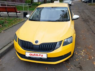 2019 Skoda Octavia III (A7) Рестайлинг, белый, 935000 рублей, вид 1