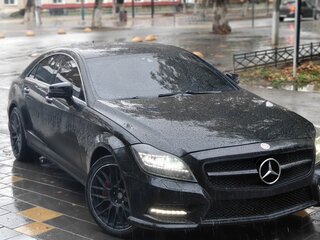 2011 Mercedes-Benz CLS 500 II (C218), чёрный, 1600000 рублей, вид 1