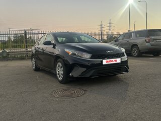 2023 Kia Forte III Рестайлинг, чёрный, 1600000 рублей, вид 1