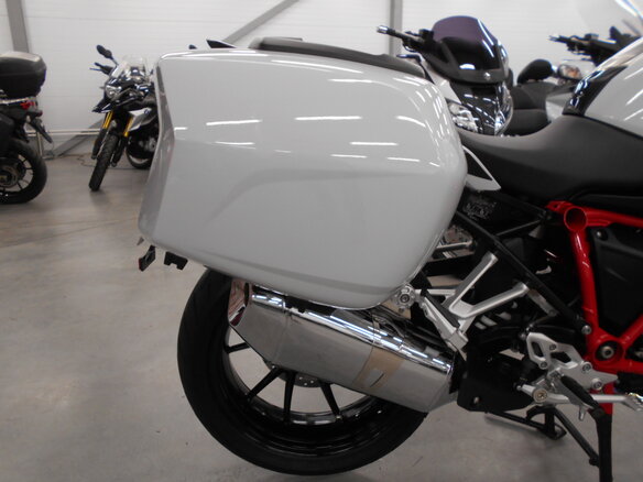 2021 BMW R 1250 RS, белый, 1430000 рублей - вид 12