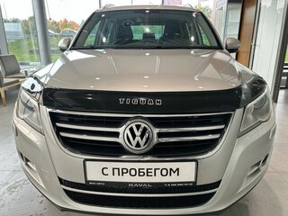 2011 Volkswagen Tiguan I, серебристый, 990000 рублей, вид 2