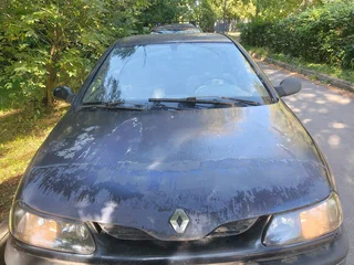 2000 Renault Laguna I, синий, 150000 рублей, вид 1