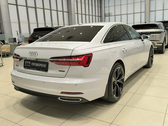2019 Audi A6 45 TFSI V (C8), белый, 3700000 рублей - вид 4
