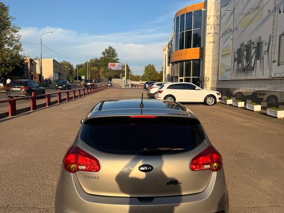 2012 Kia Ceed II, серебристый, 820000 рублей - вид 4