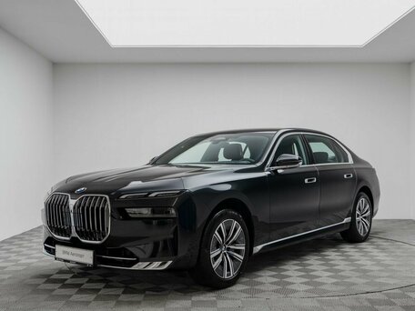 BMW 7 серии VII (G70)